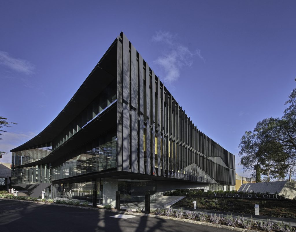 Educational Architecture HENRY BASTOW AWARD The Mandeville Centre, Loreto Toorak by Architectus. Photo by Ian Davidson. 