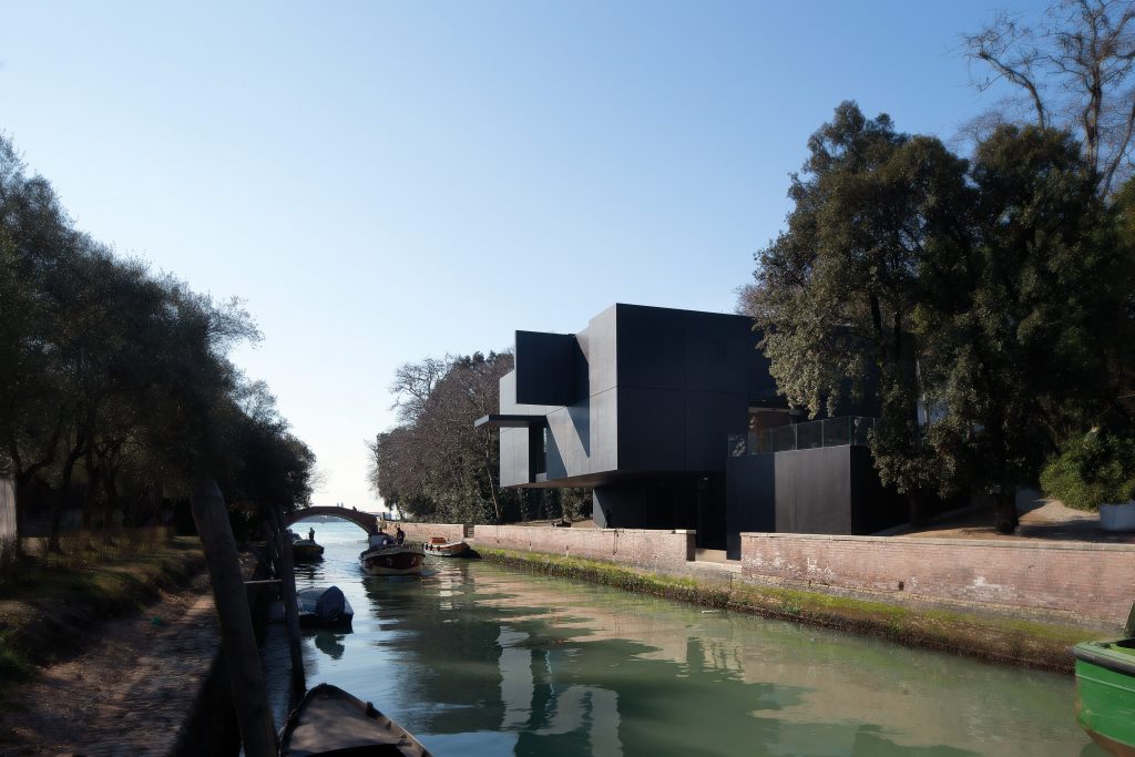 Public_Australian Pavilion Venice_Denton Corker Marshall_Photo John Gollings