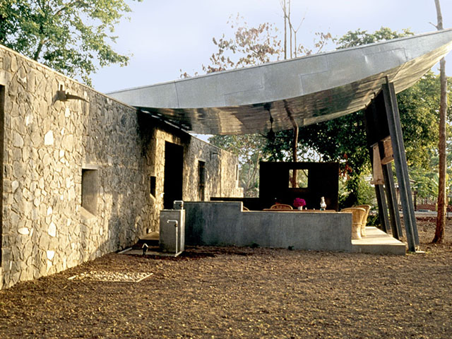 House for Film Maker - Photographer Rajesh Vohra