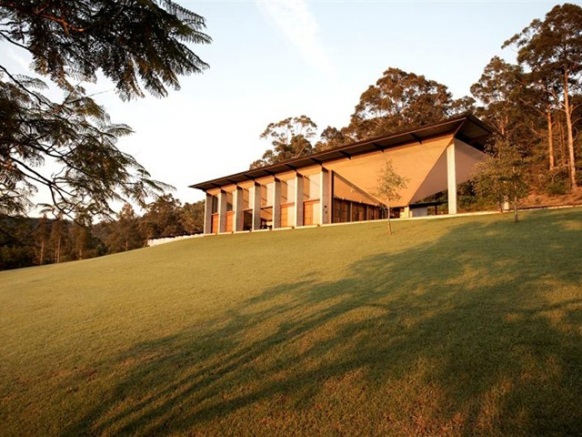 The Boyd Education Centre at Riversdale designed by Glenn Murcutt, Wendy Lewin, and Reg Lark - Photo Credit: Keith Saunders