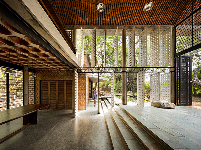 Wall House - Photo Credit: Javier Callejas