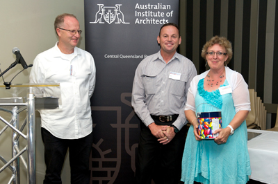 Winner of the Dulux Lucky Door Prize, Annita McDonald. Prize presented by Dean Loram from DuluxGroup Australia Pty Ltd