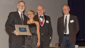 A State Commendation for Art and Architecture is presented to Lend Lease Design for Caneland Central Shopping Centre A State Commendation for Art and Architecture is presented to Lend Lease Design for Caneland Central Shopping Centre