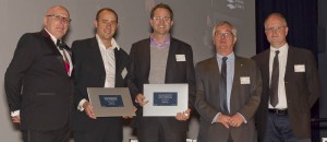 A State Commendation for Sustainable Architecture is presented to Wilson Architects + Donovan Hill Architects in Association for the Translational Research Institute A State Commendation for Sustainable Architecture is presented to Wilson Architects + Donovan Hill Architects in Association for the Translational Research Institute