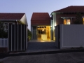 2013024649_0_welshmajor_ahousewithtilesonit_benhosking