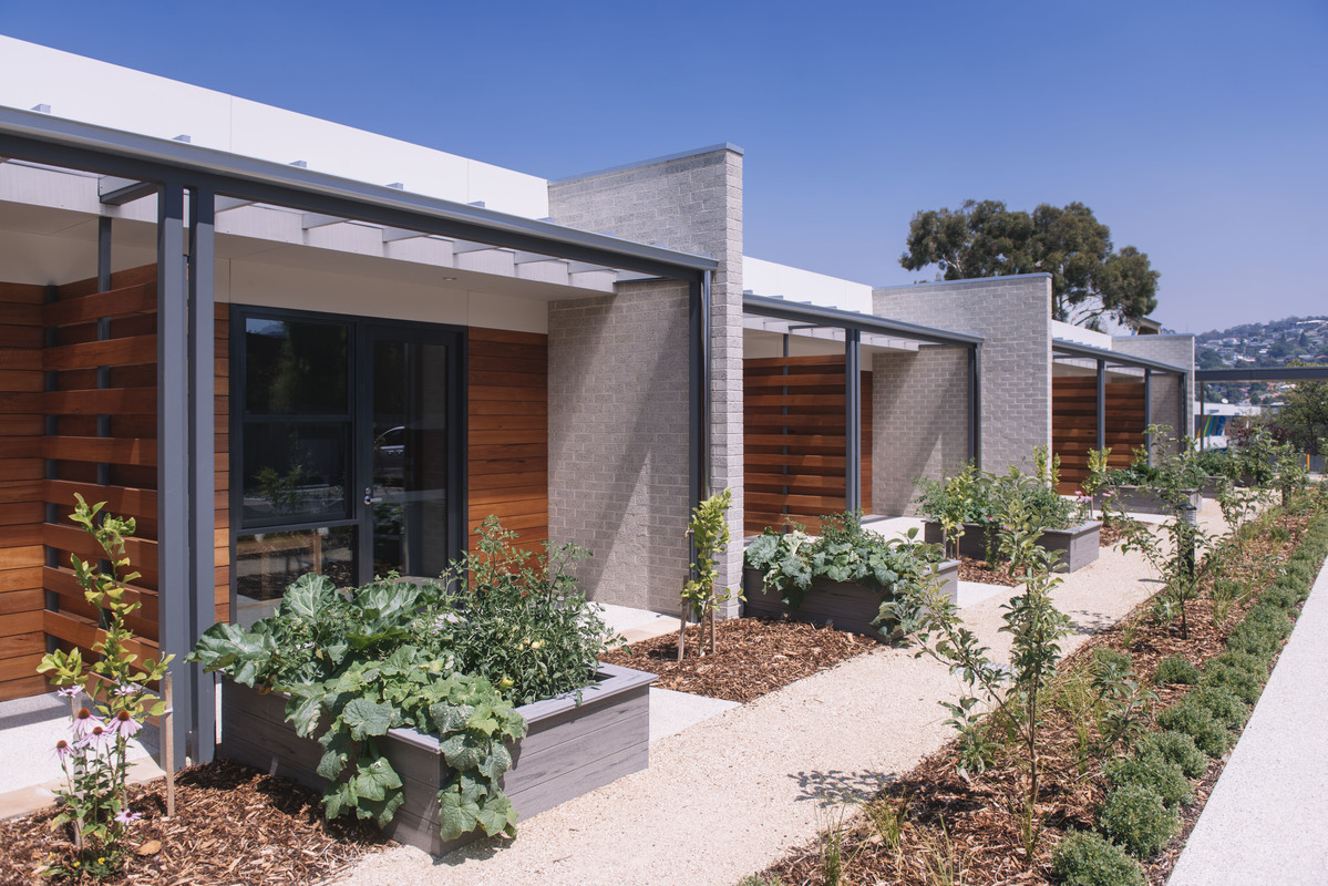 2016070935_TrinityHill.etal_HbvArchitects.etal_Jonathan.etal_3
